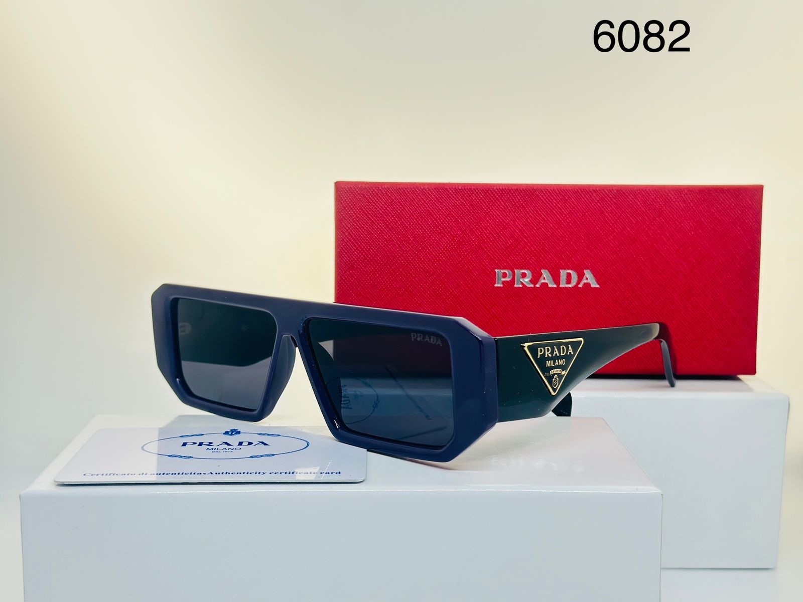 PRADA GLASSES
