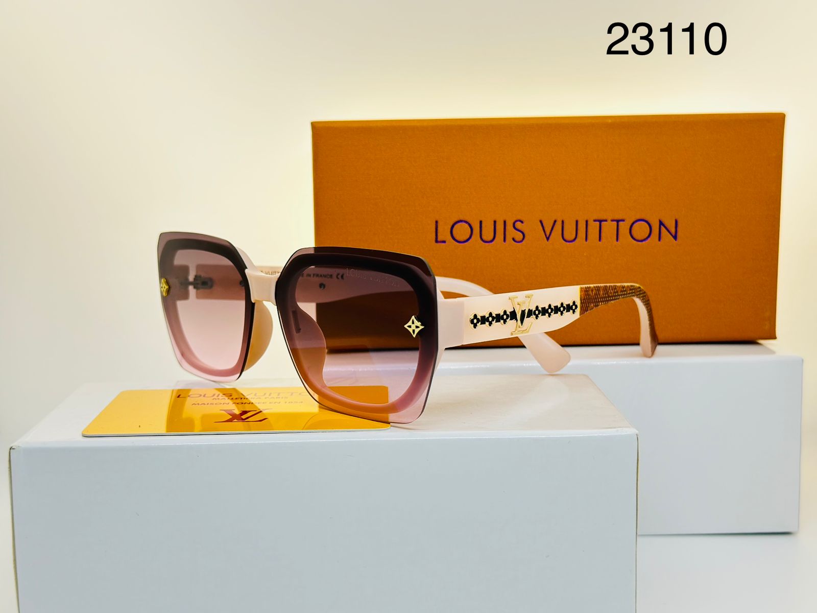 LOUIS VUITTON GLASSES