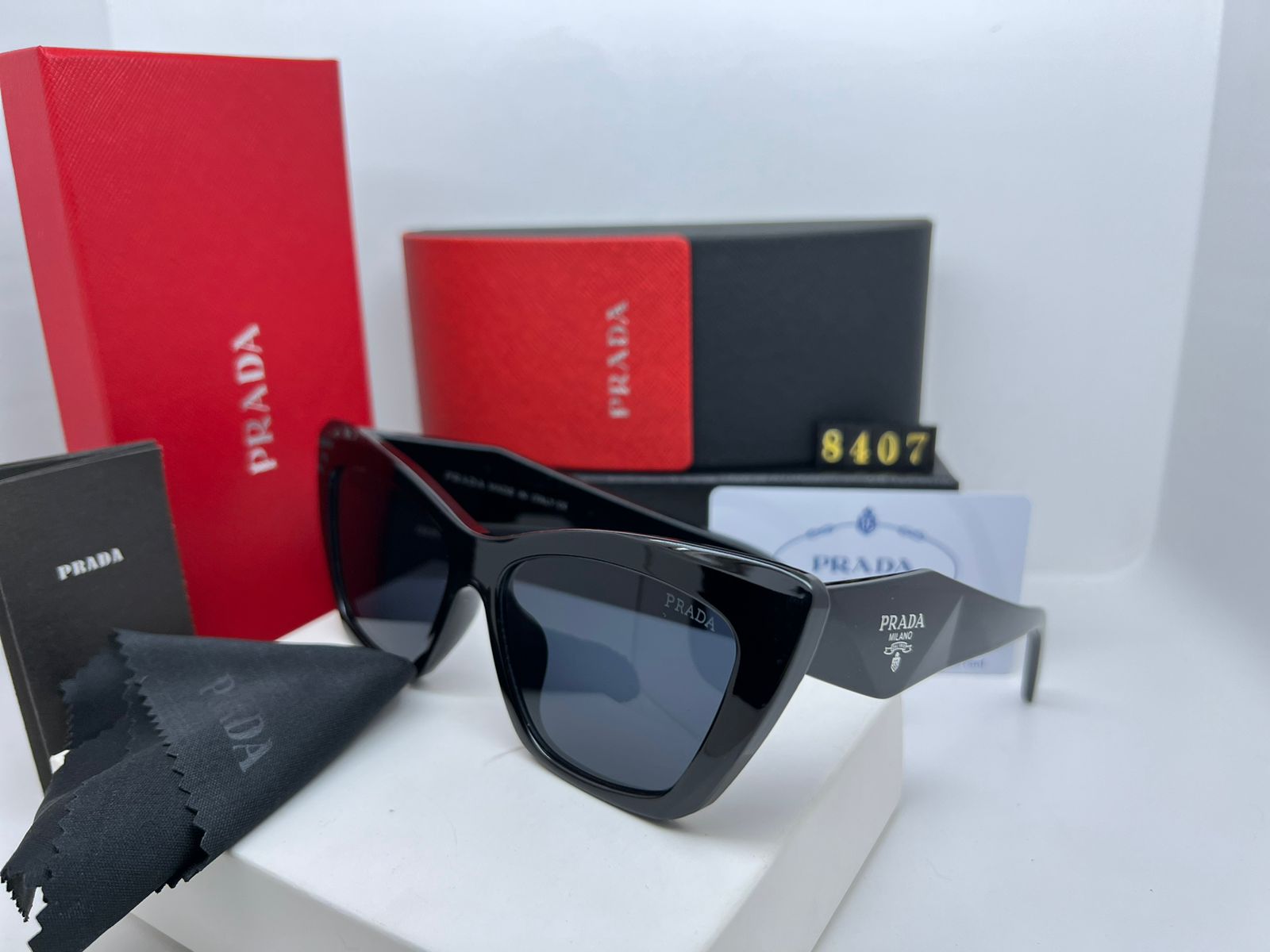 PRADA GLASSES