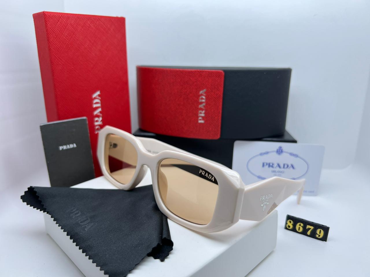 PRADA GLASSES