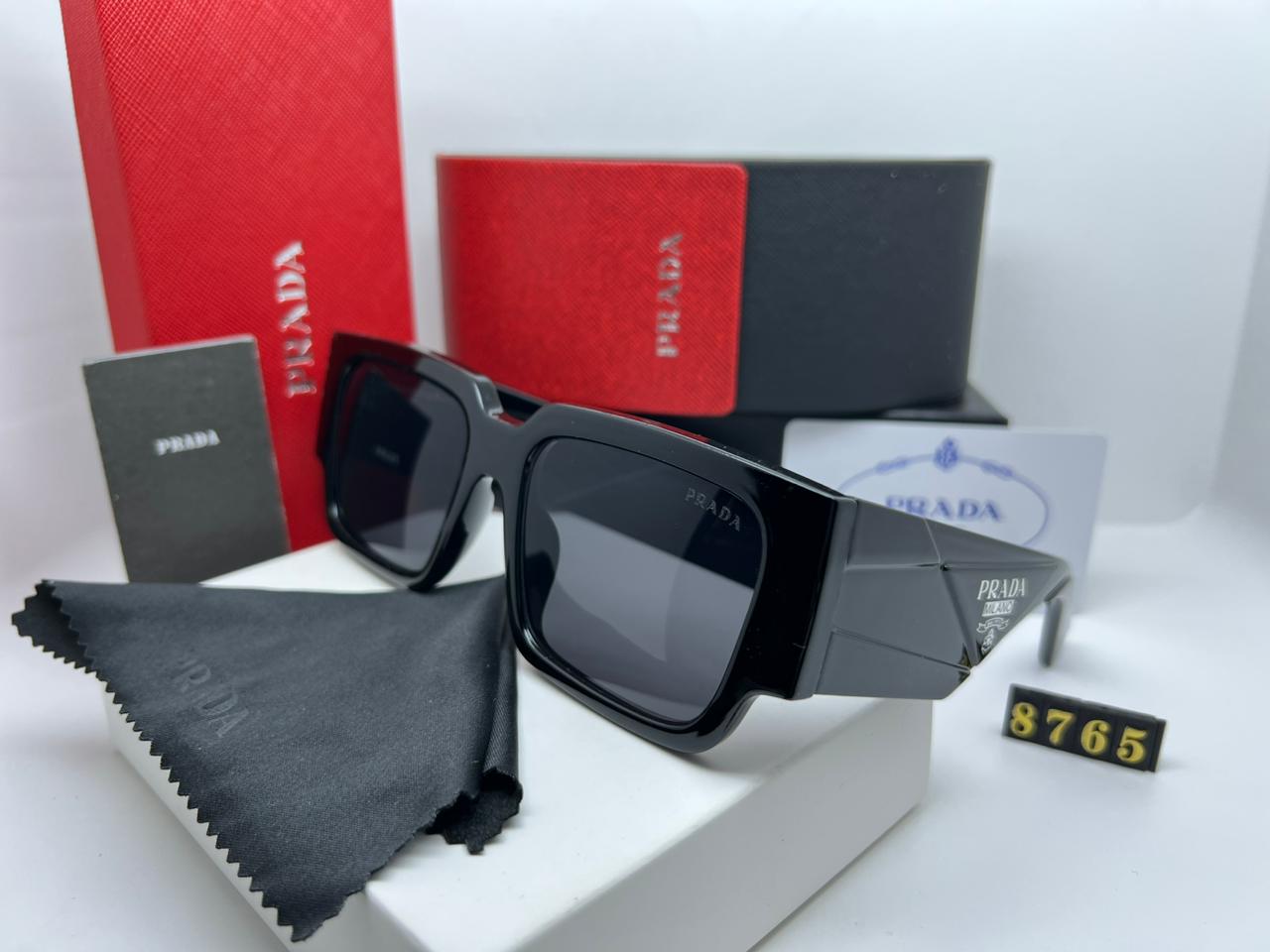 PRADA GLASSES
