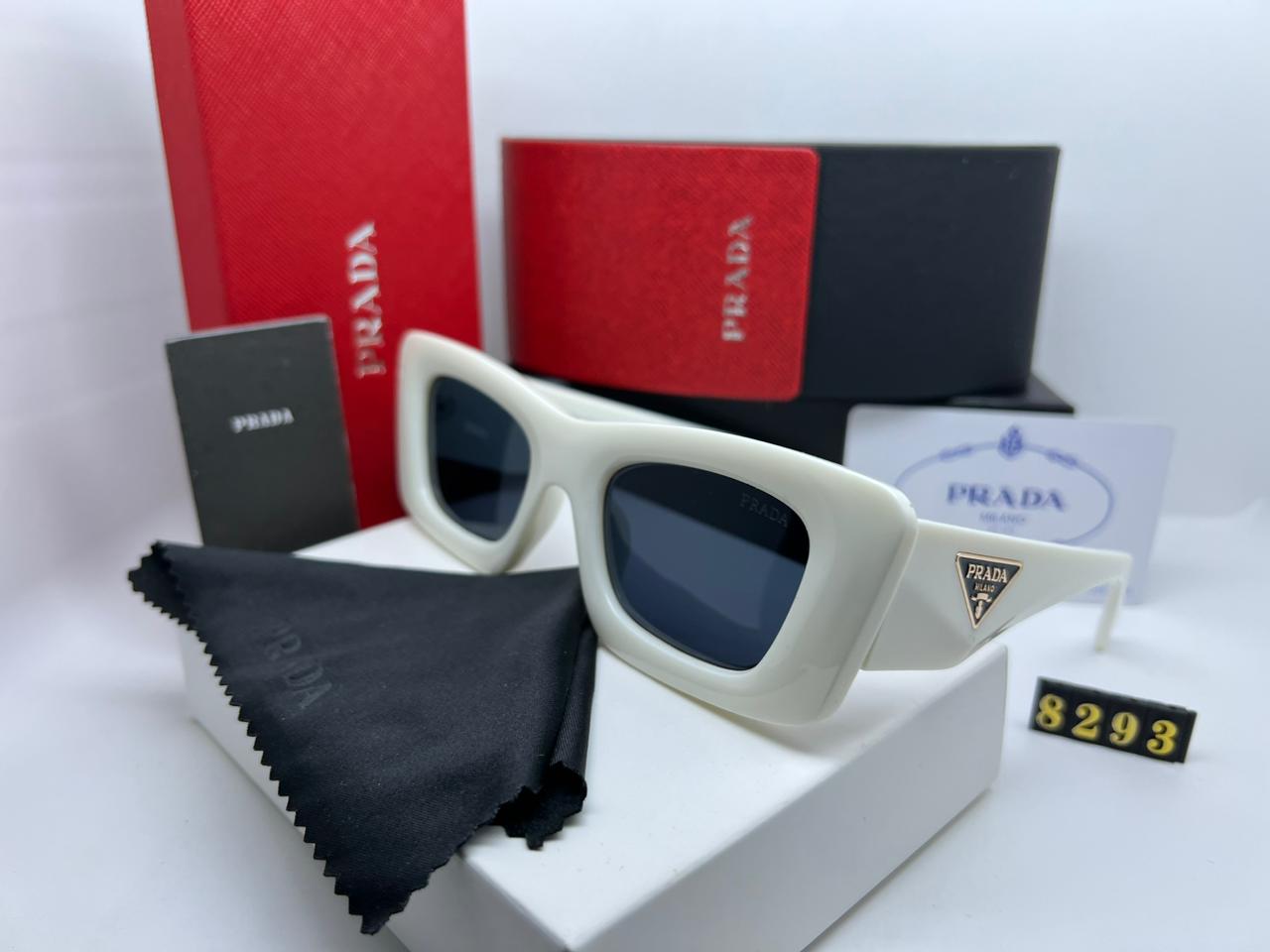 PRADA GLASSES
