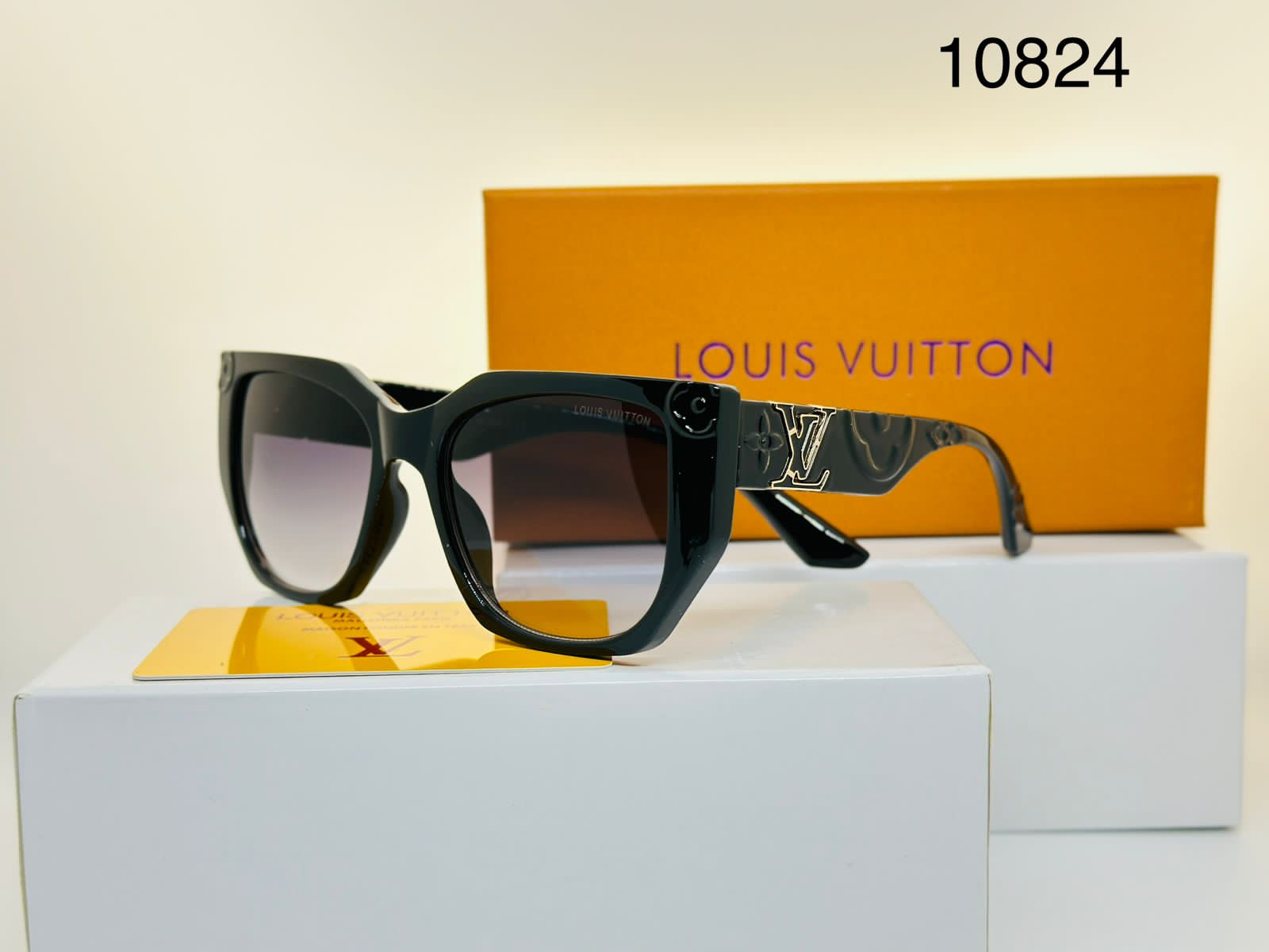 LOUIS VUITTON GLASSES